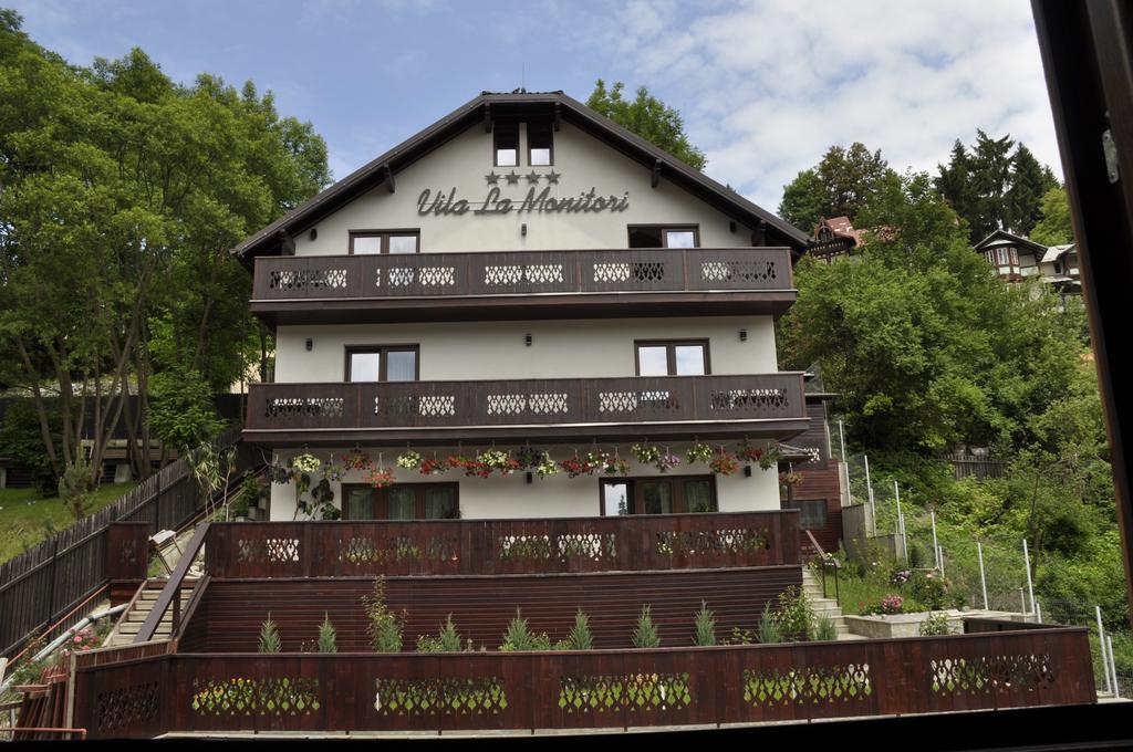 Hotel La Monitori Sinaia Pokój zdjęcie