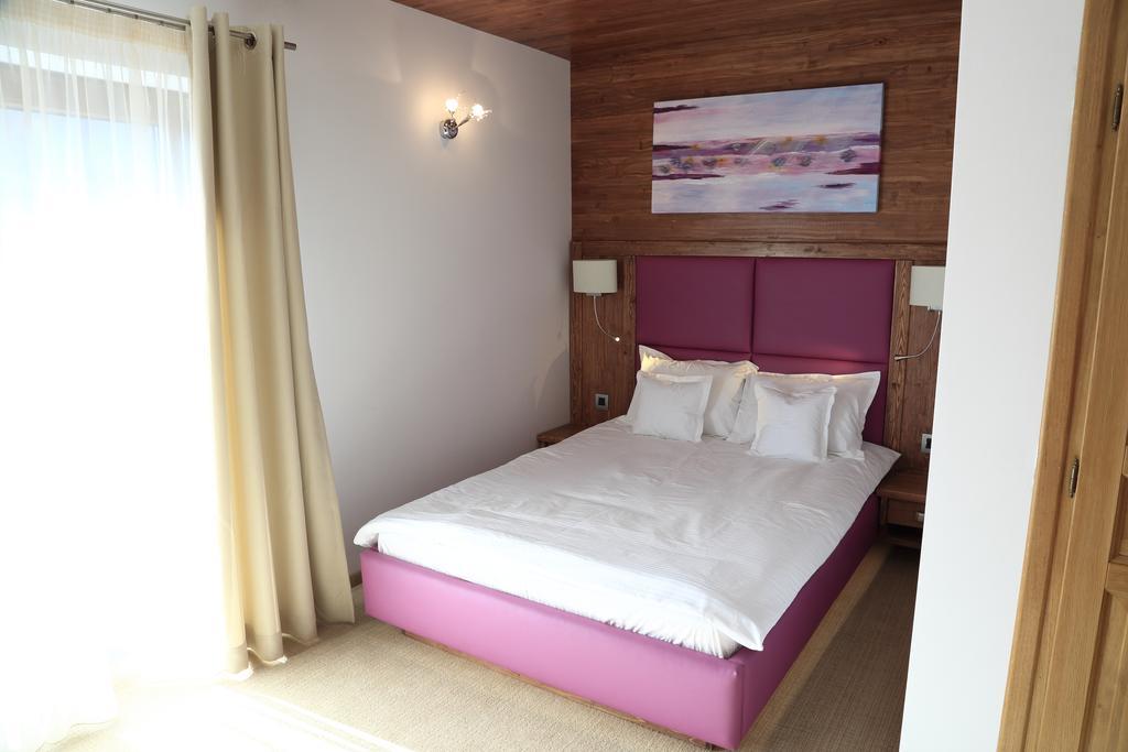 Hotel La Monitori Sinaia Pokój zdjęcie